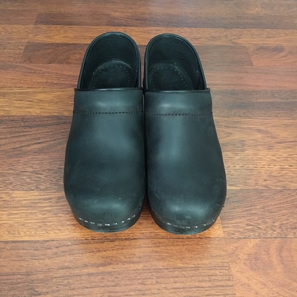 dansko size 8